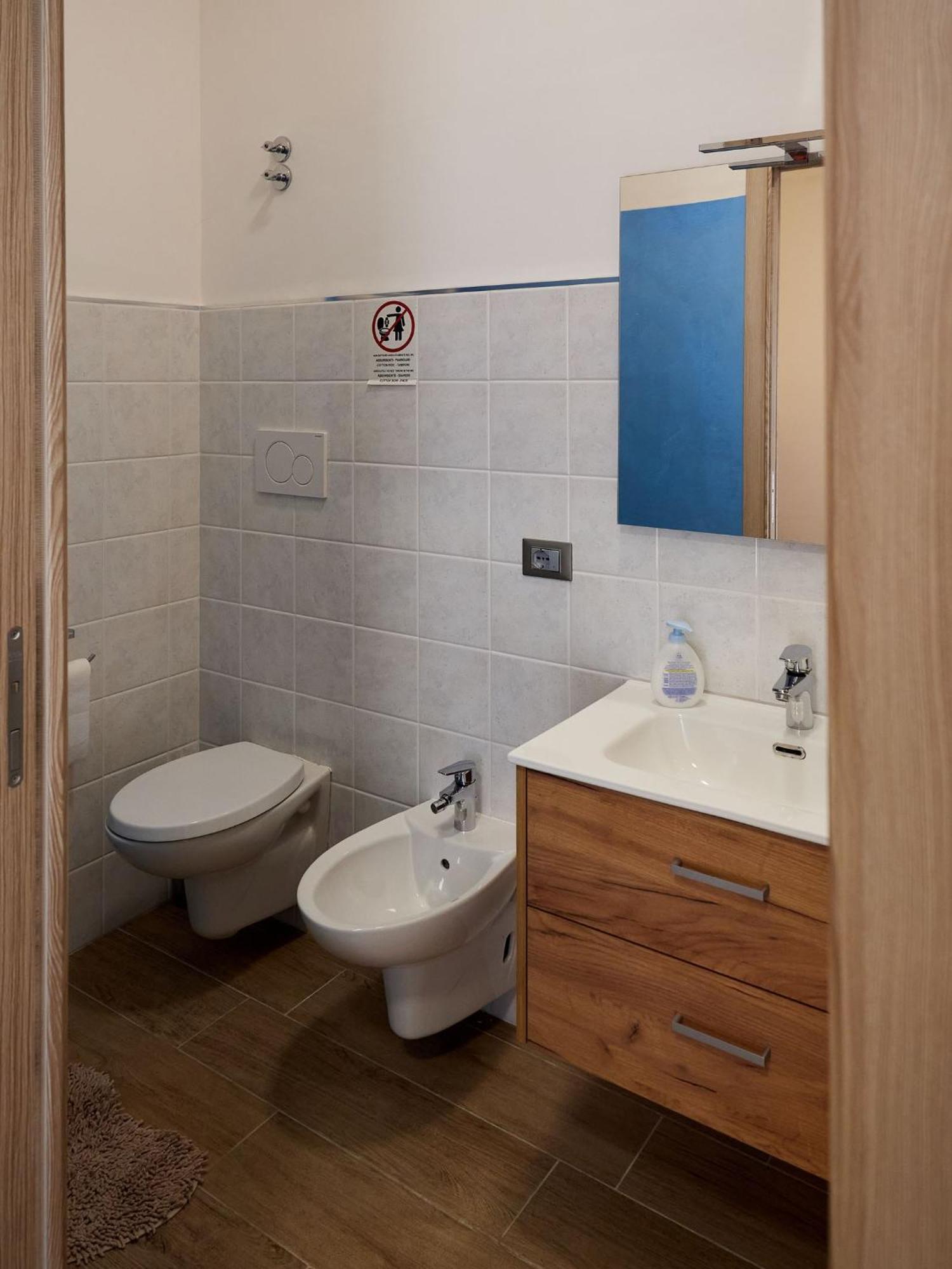 Bnb Anna E Leo - Casa Di Anna Pietra Montecorvino Eksteriør bilde